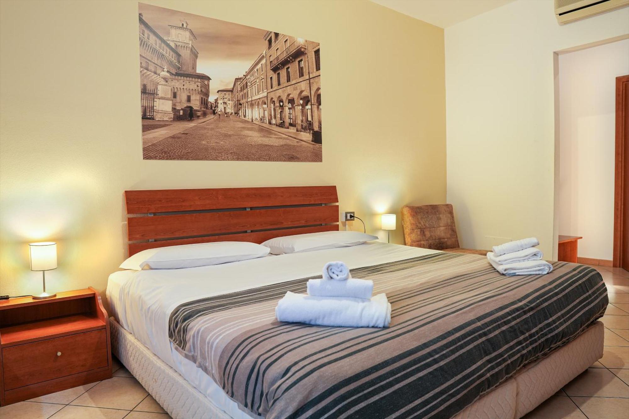 Smart Hotel フェラーラ エクステリア 写真